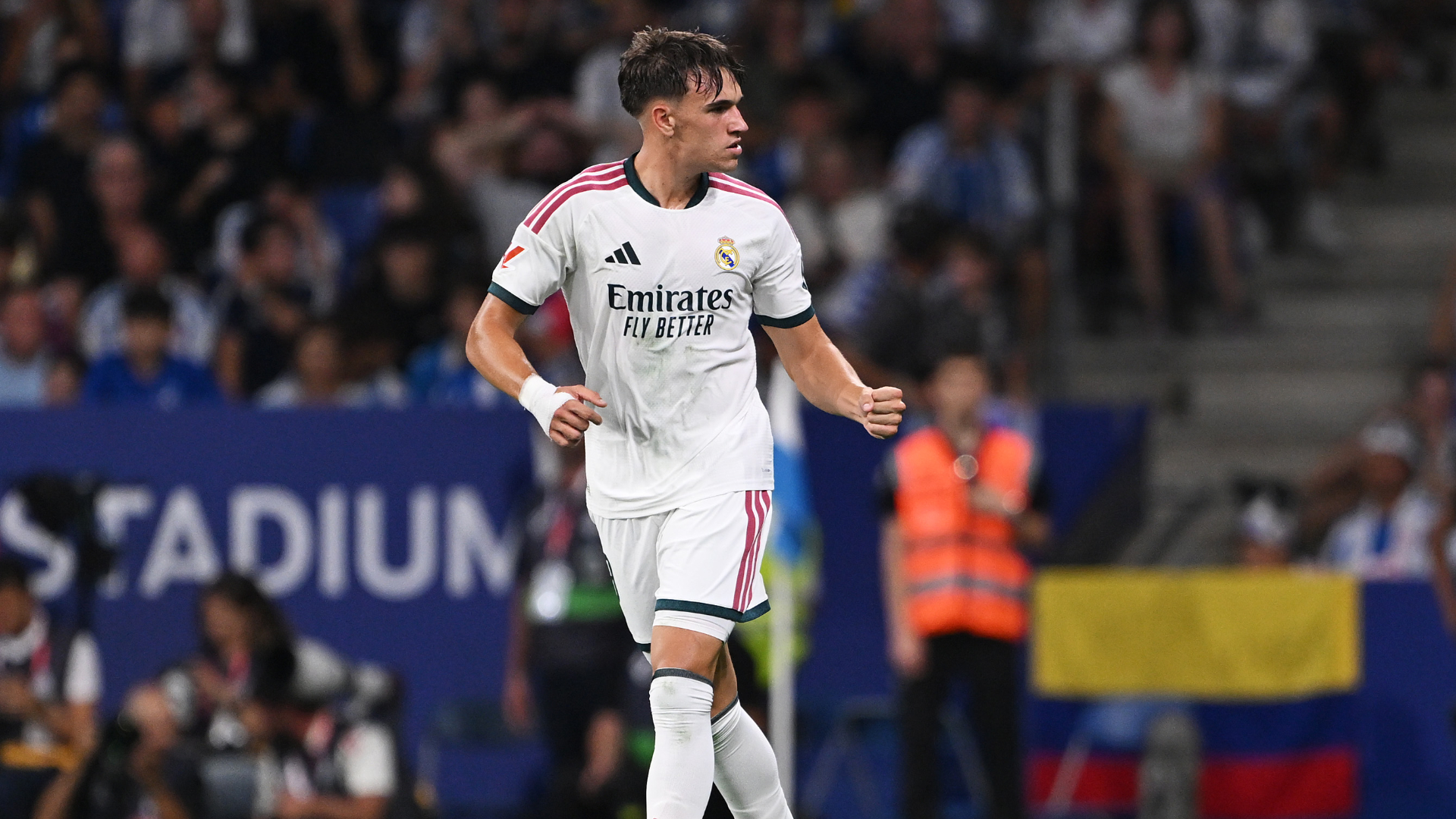Carlos Espí, jugador del Real Madrid, en un partido de LaLiga en España